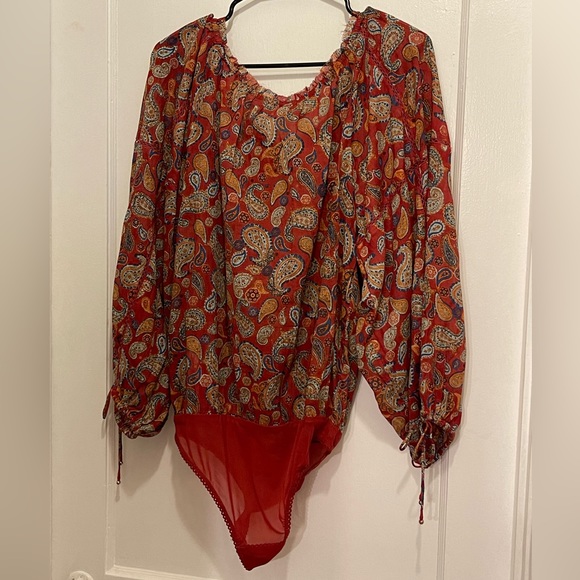 NWT FREE PEOPLE Sundown Paisley Bodysuit in Rust Size Medium - Picture 5 of 8